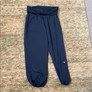 Lululemon baggy cropped pants